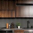 Cuisine style industriel bois foncé